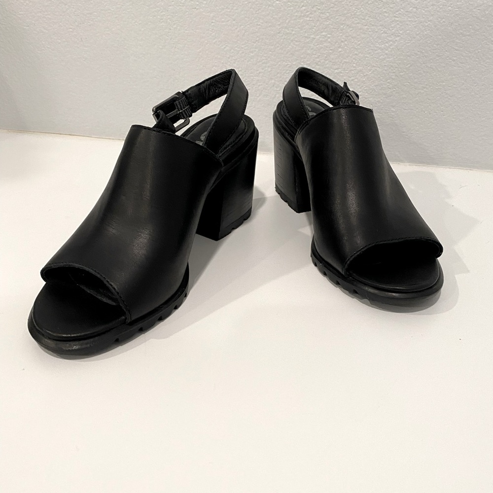 Sorel Nadia Heels